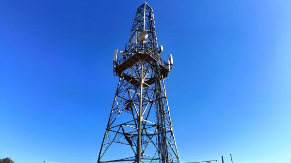 aluma telecom tower