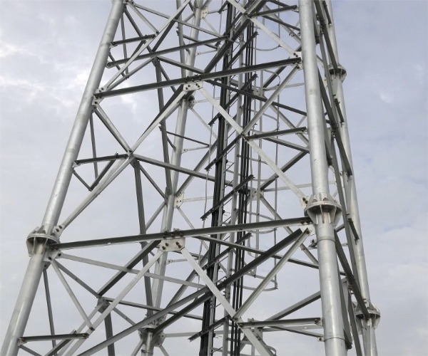 4 leg self supporting tower