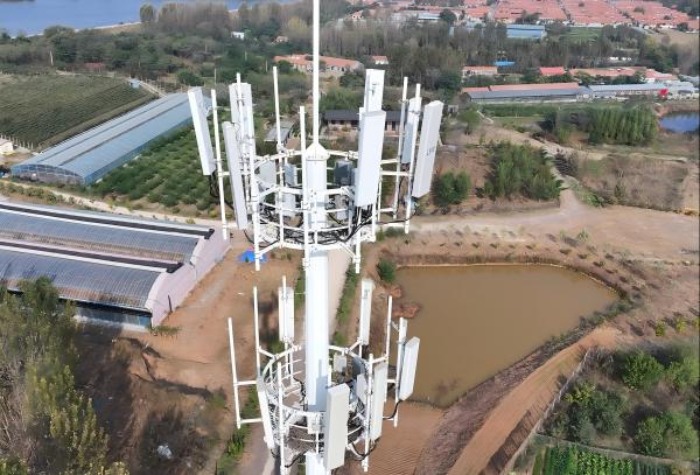 monopole communication tower