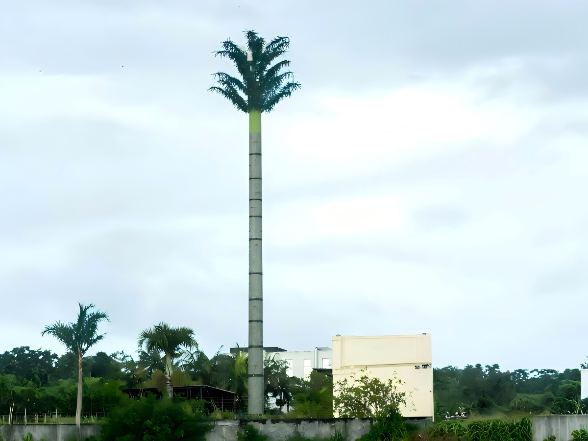 20 Meters Bionic Palm Tree Telecommunication Tower Performing Perfect in Mauritius