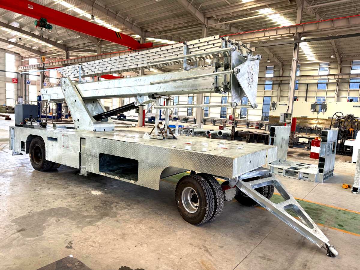 Essai d'assemblage d'un système de levage hydraulique cellulaire sur roues (COW) de 35 mètres